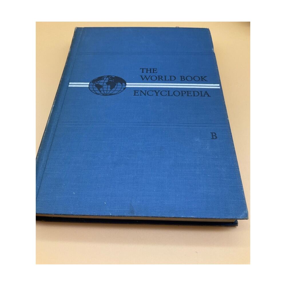 1961 World Book Encyclopedia Vol‎ 2”B”, Vintage Hardcover, Field Enterprises